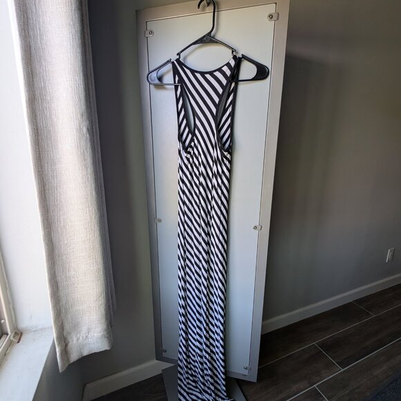 racerback tank dress black & white striped fitted dress. XS - Picture 3 of 3